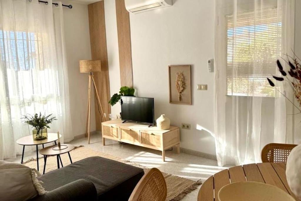 Nuevo Torrox Deluxe Beach & Piscina Exteriör bild
