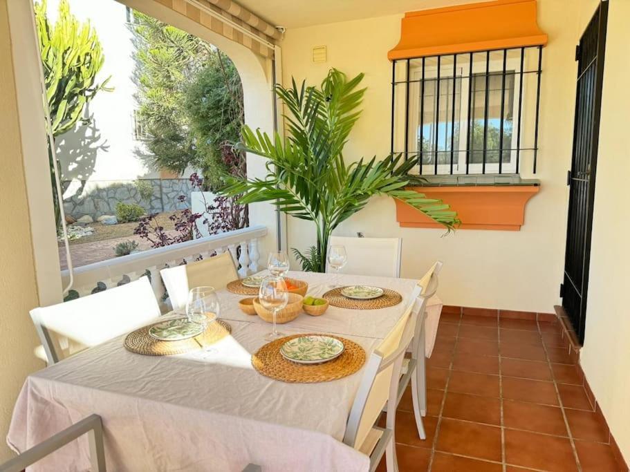 Nuevo Torrox Deluxe Beach & Piscina Exteriör bild