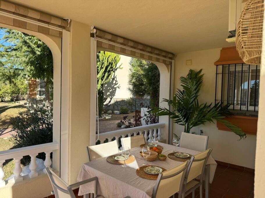 Nuevo Torrox Deluxe Beach & Piscina Exteriör bild